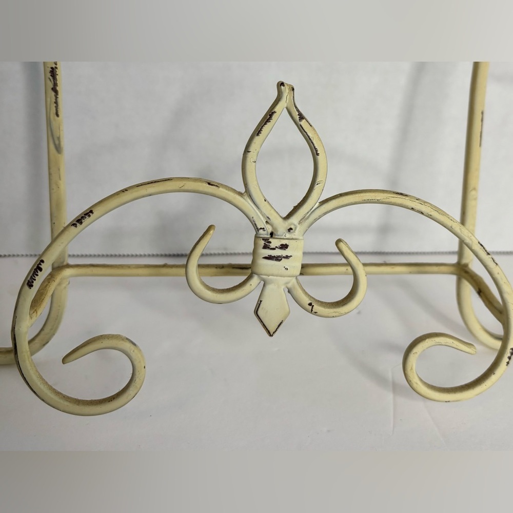 WALL DISPLAY DISTRESSED RACK - Picture 3 of 4